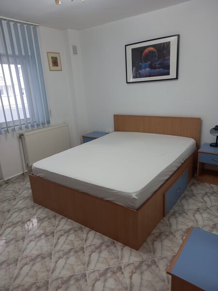 Unirii, Nerva Traian,